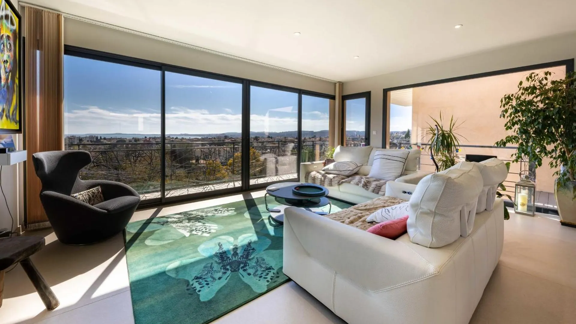06Bk - Superb Contemporary Sea-View Villa Cagnes-sur-Mer