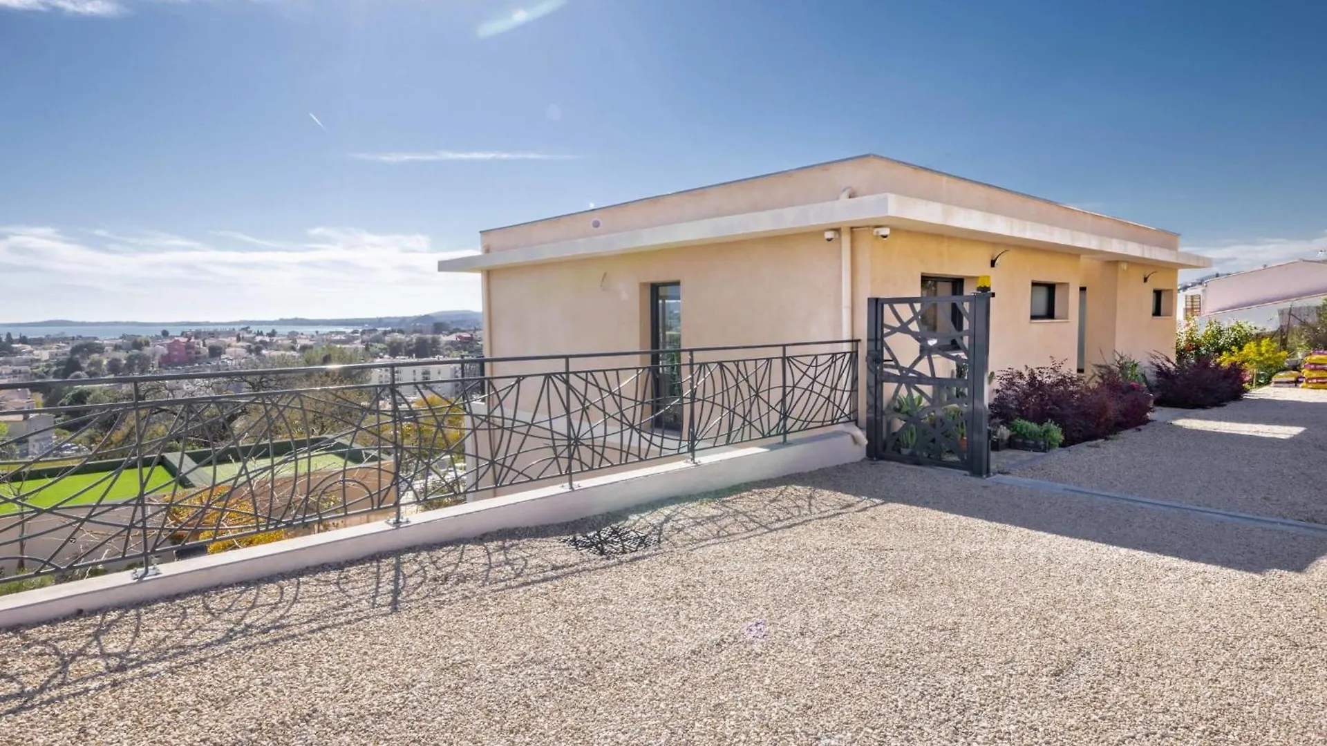 06Bk - Superb Contemporary Sea-View Villa Cagnes-sur-Mer 0*,  France
