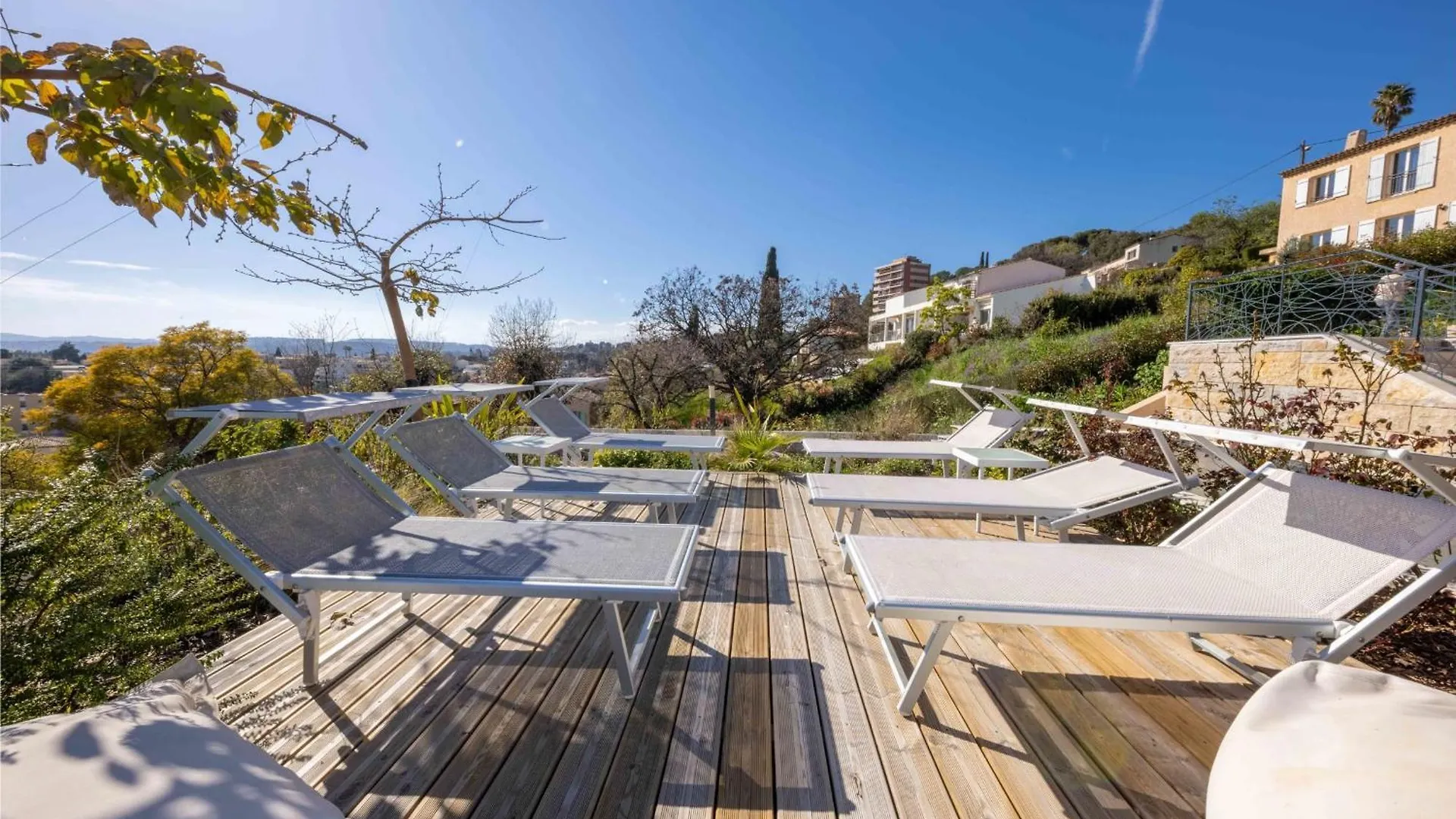 06Bk - Superb Contemporary Sea-View Villa Cagnes-sur-Mer France